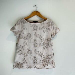 Banana Republic Light Gray Floral Embroidered Women's Top, Size Medium
